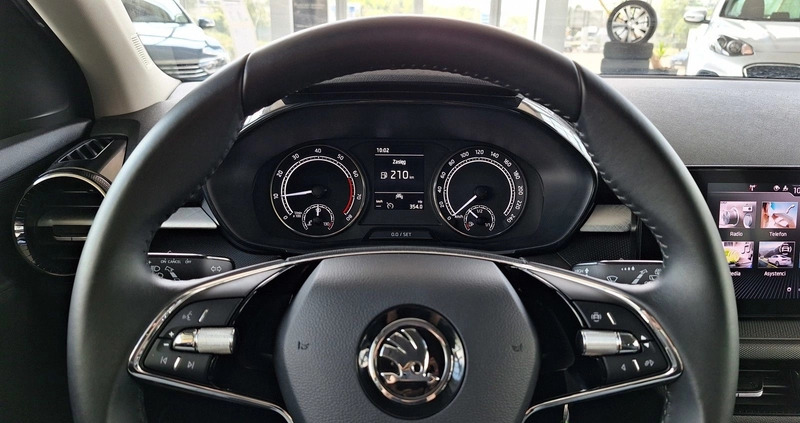 Skoda Fabia cena 66900 przebieg: 47213, rok produkcji 2022 z Węgrów małe 781